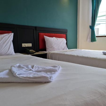 Desa Phuket Hotel Екстериор снимка