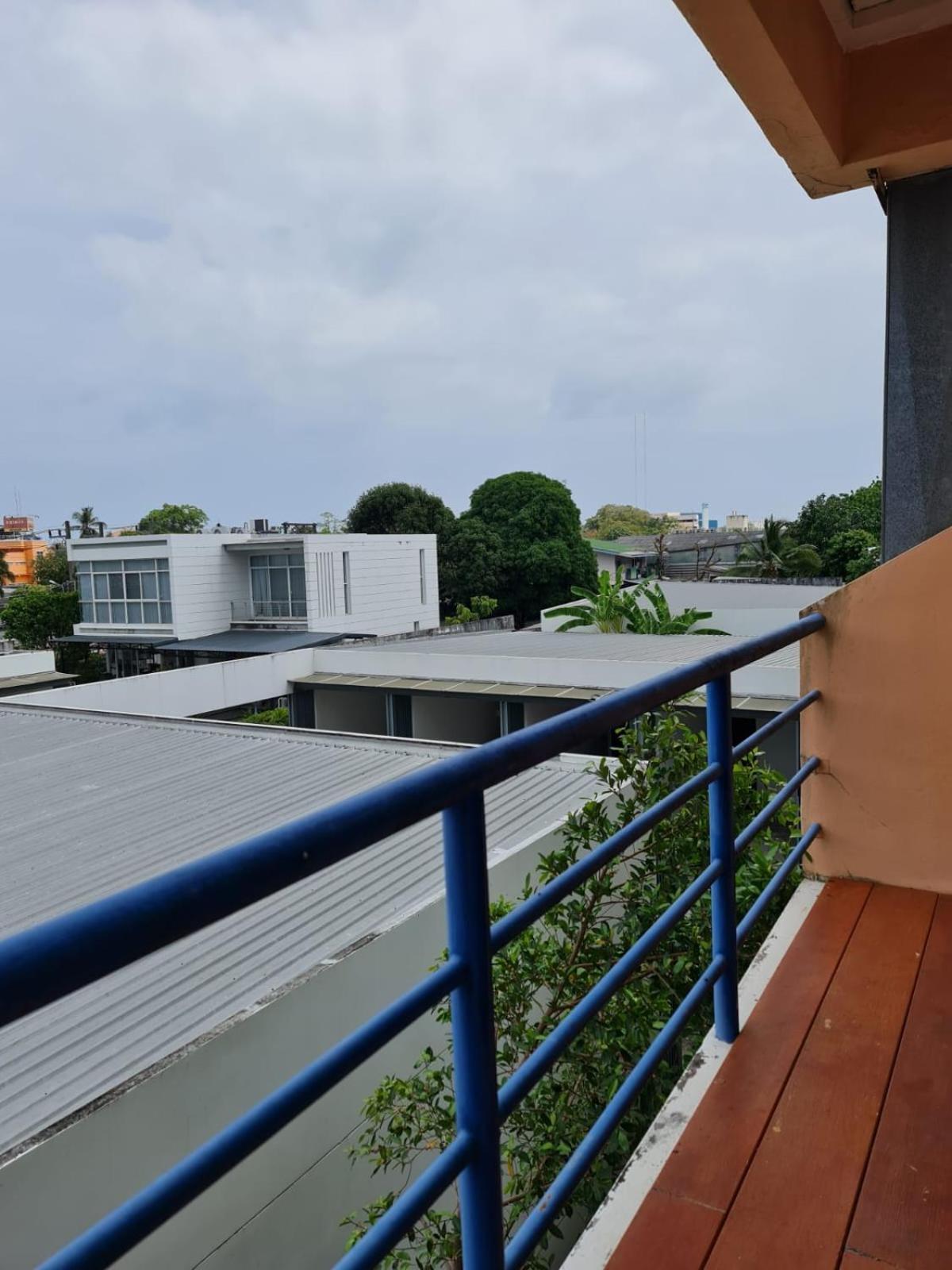 Desa Phuket Hotel Екстериор снимка